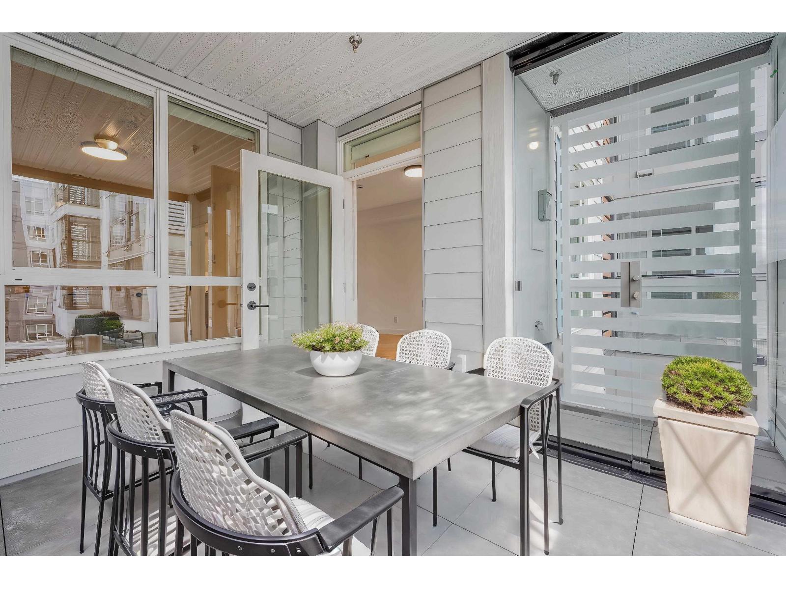 207 19953 76 Avenue, Langley, British Columbia V2Y 1S3 - Photo 4 - R3012528