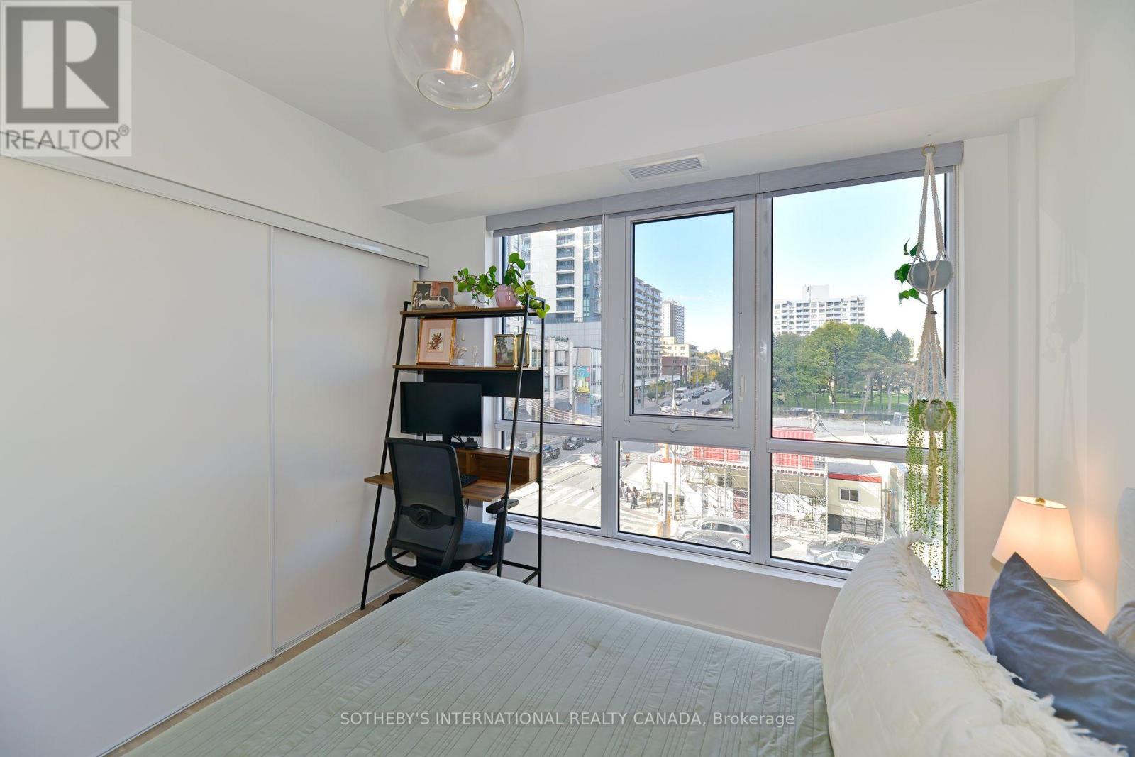 326 - 501 St Clair Avenue W, Toronto, Ontario  M5P 0A2 - Photo 13 - C12493868