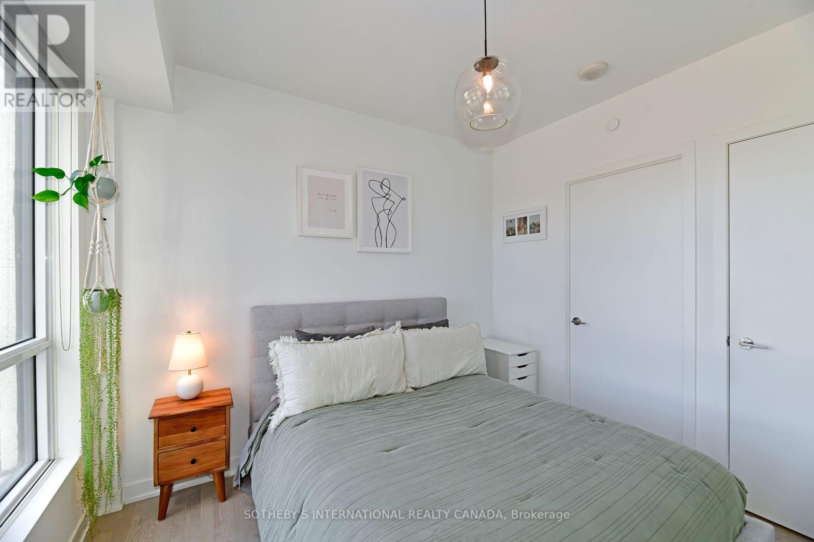 326 - 501 St Clair Avenue W, Toronto, Ontario  M5P 0A2 - Photo 15 - C12493868