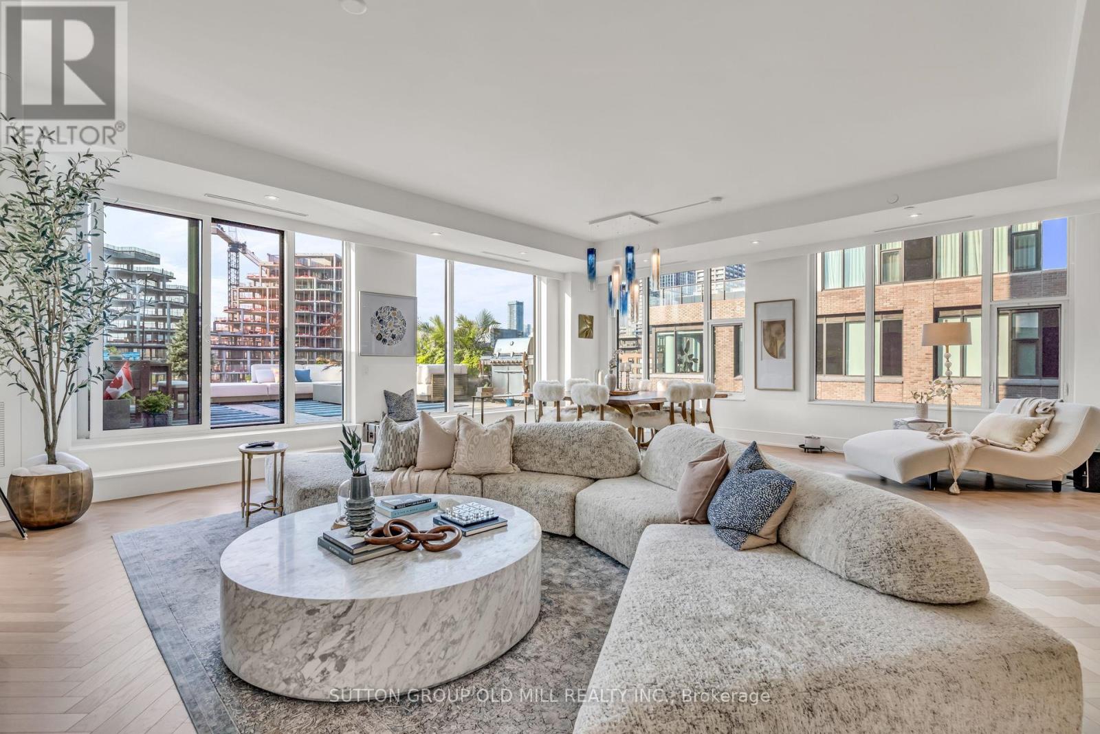 711 - 455 Wellington Street W, Toronto, Ontario  M5J 2R2 - Photo 11 - C12493880