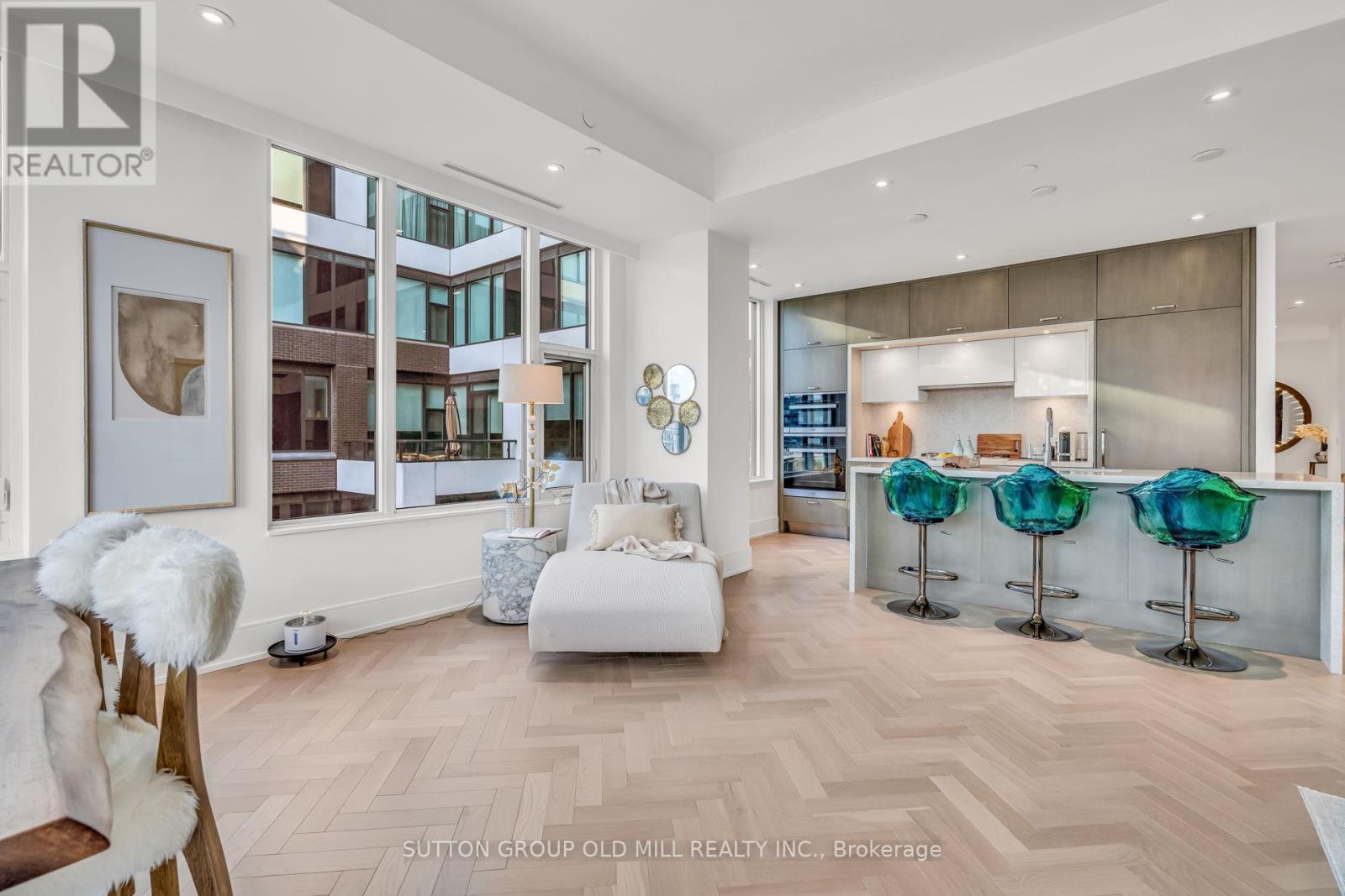 711 - 455 Wellington Street W, Toronto, Ontario  M5J 2R2 - Photo 14 - C12493880