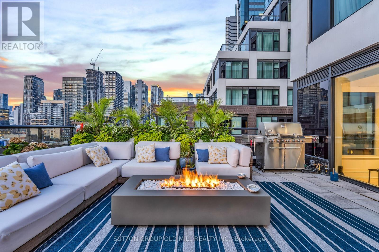 711 - 455 Wellington Street W, Toronto, Ontario  M5J 2R2 - Photo 38 - C12493880