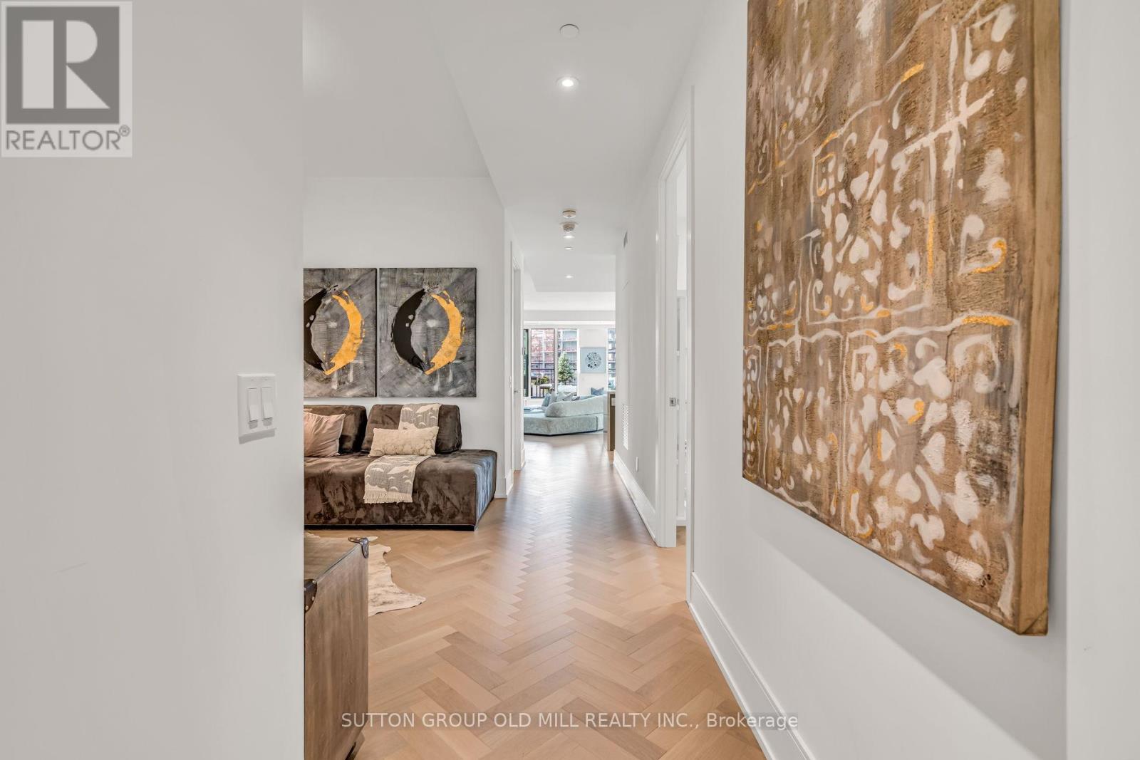 711 - 455 Wellington Street W, Toronto, Ontario  M5J 2R2 - Photo 8 - C12493880