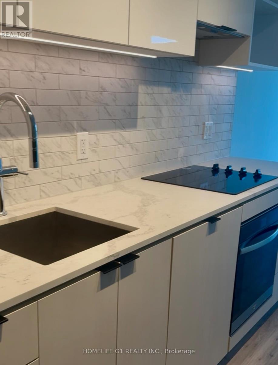 5217 - 252 Church Street, Toronto, Ontario  M5B 1Z2 - Photo 4 - C12493938