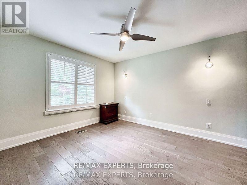 7 Montvale Drive, Toronto, Ontario  M1M 3E5 - Photo 9 - E12493862