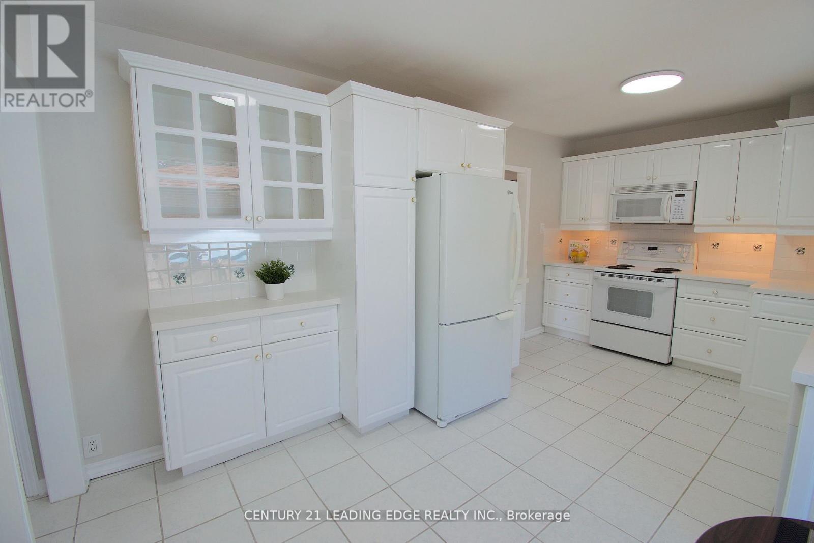 84 Allanford Road, Toronto, Ontario  M1T 2N5 - Photo 19 - E12493866