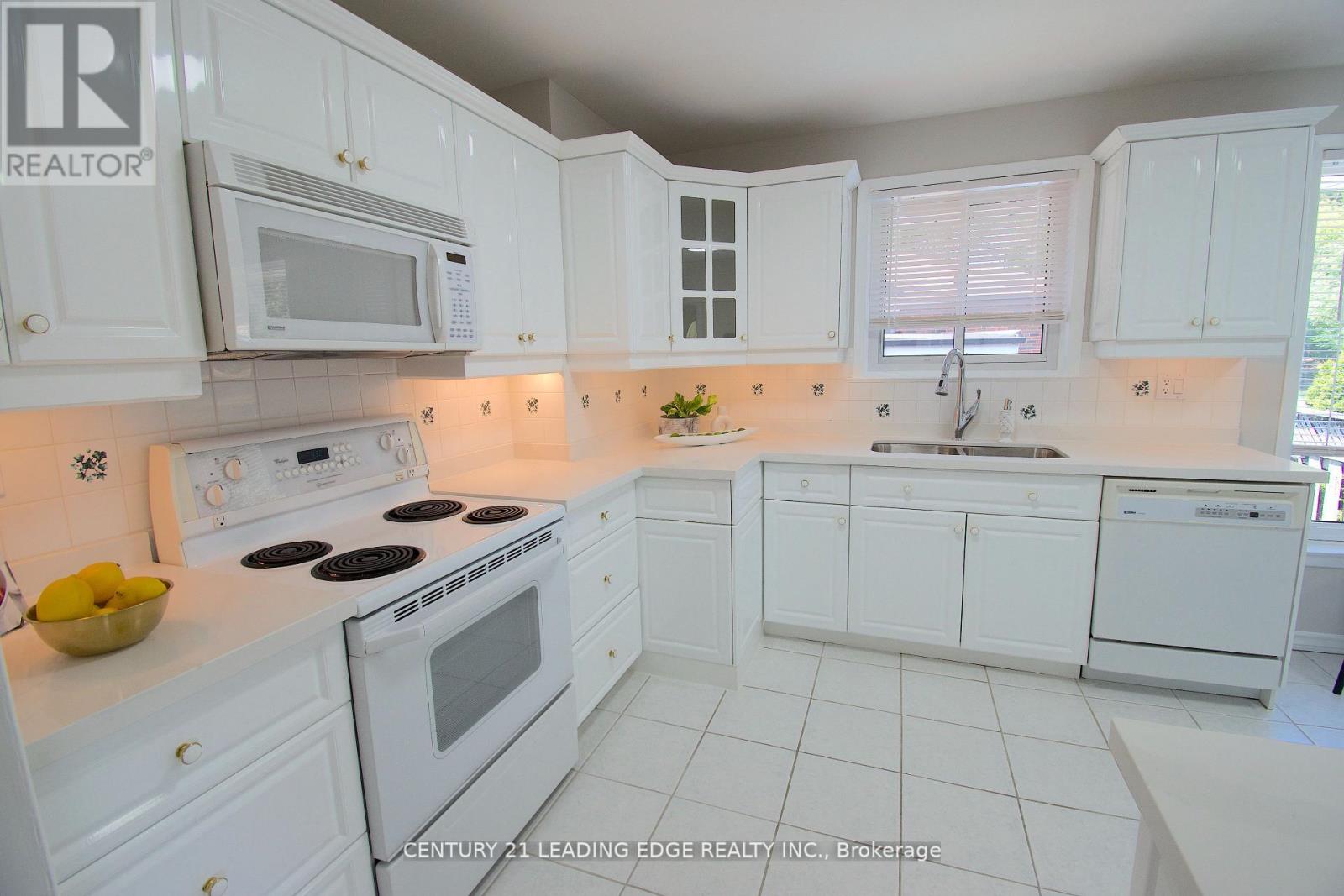 84 Allanford Road, Toronto, Ontario  M1T 2N5 - Photo 20 - E12493866