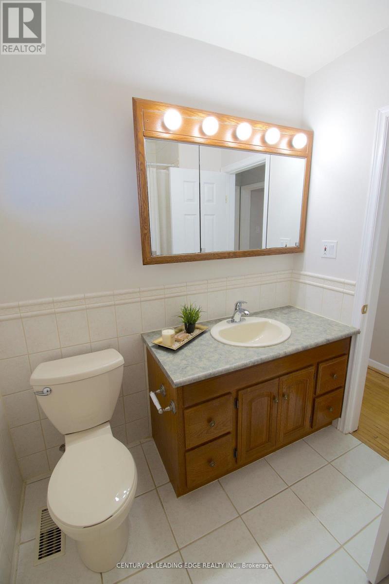 84 Allanford Road, Toronto, Ontario  M1T 2N5 - Photo 27 - E12493866