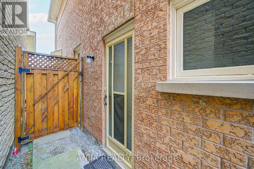 Basement - 203 Milliken Meadows Drive, Markham, Ontario  L3R 0V9 - Photo 4 - N12493886