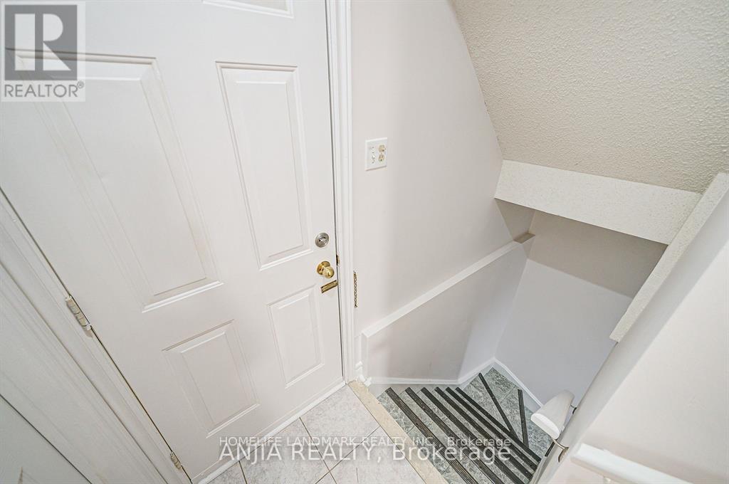 Basement - 203 Milliken Meadows Drive, Markham, Ontario  L3R 0V9 - Photo 5 - N12493886