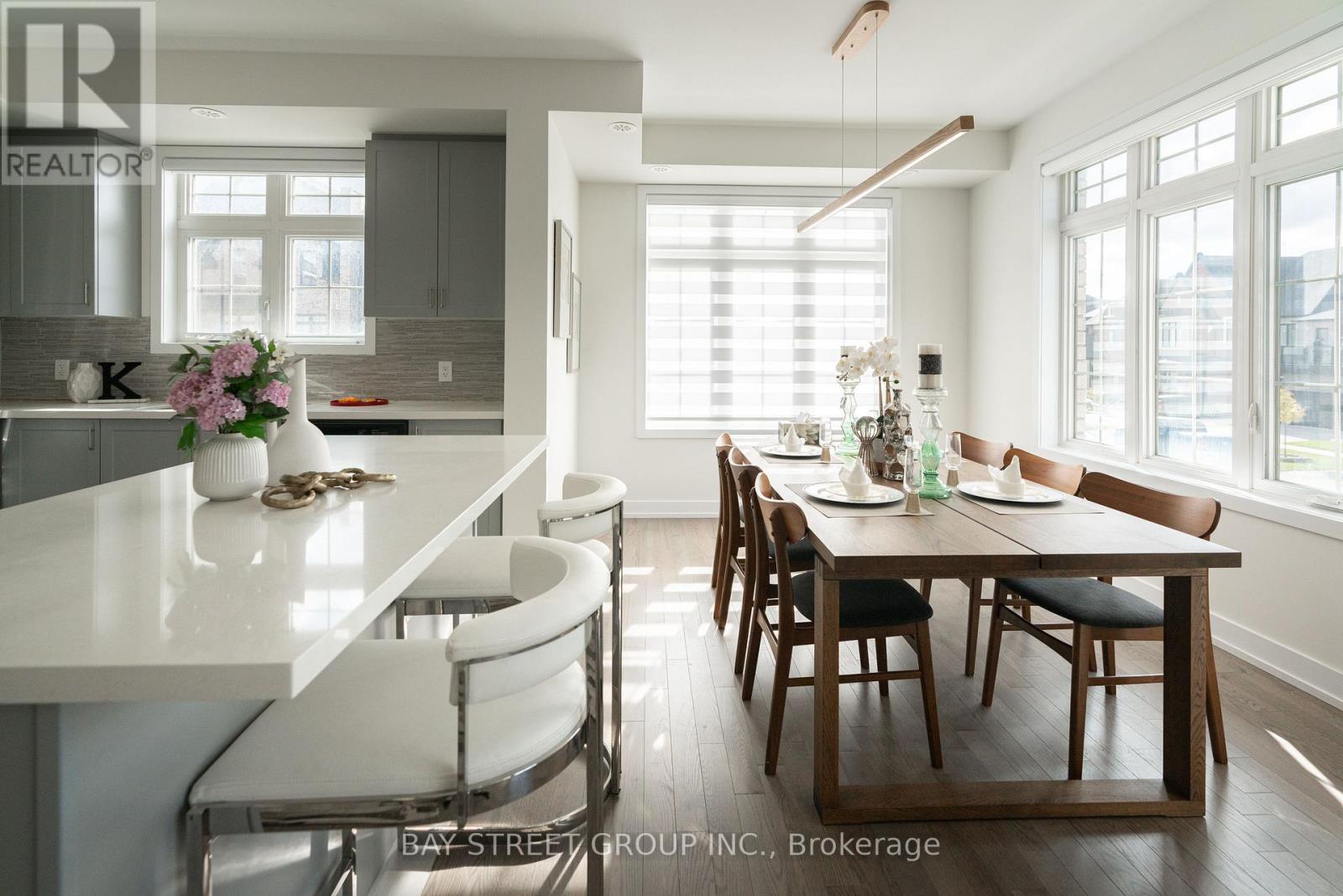 2 William Shearn Crescent, Markham, Ontario  L6C 3J3 - Photo 14 - N12493914