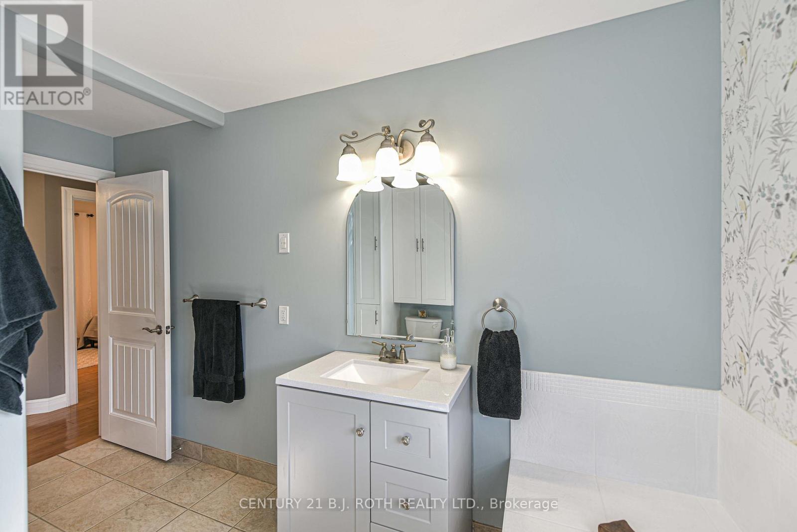 8222 169 County Road, Ramara, Ontario  L0K 2B0 - Photo 36 - S12493882