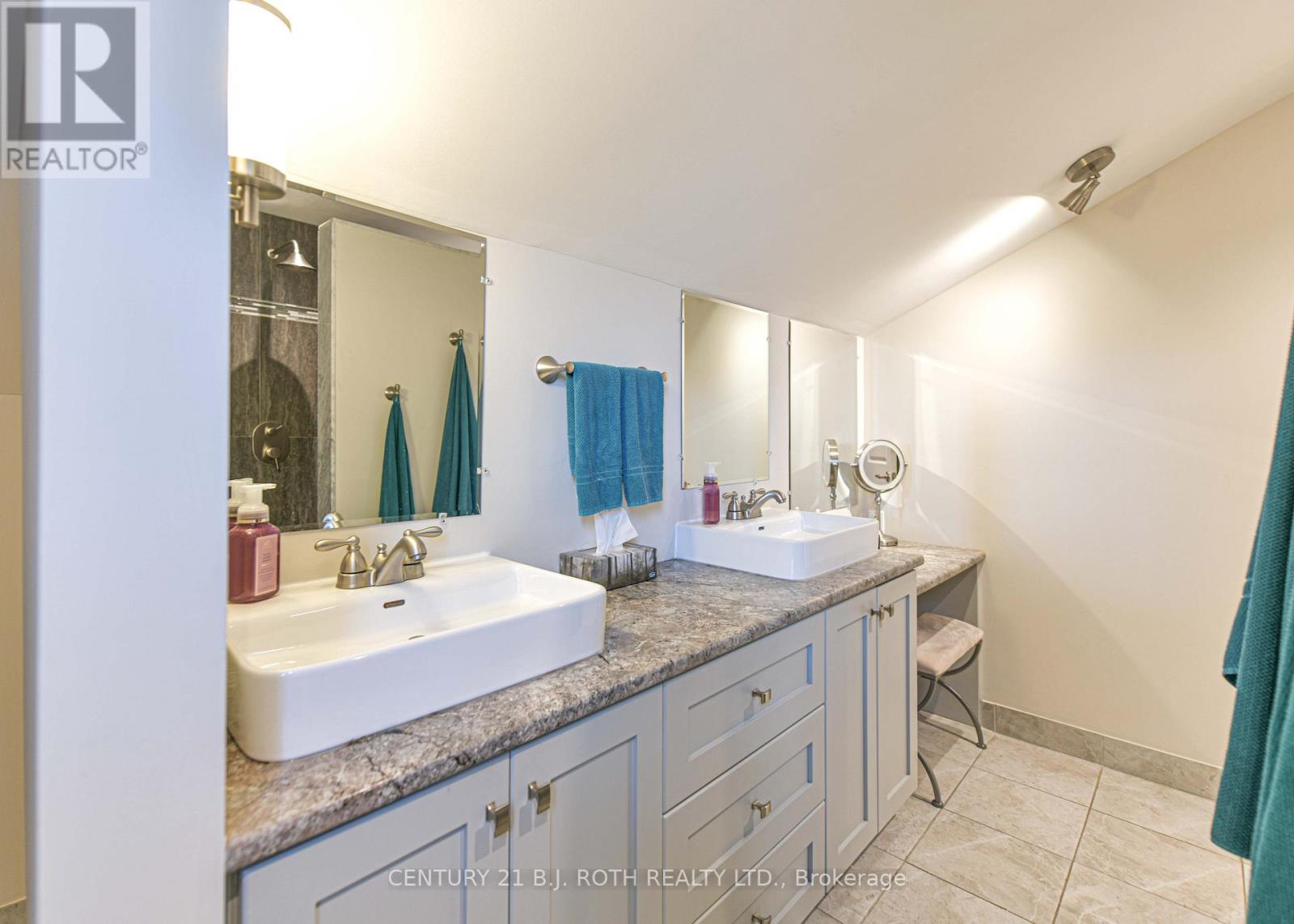 8222 169 County Road, Ramara, Ontario  L0K 2B0 - Photo 42 - S12493882