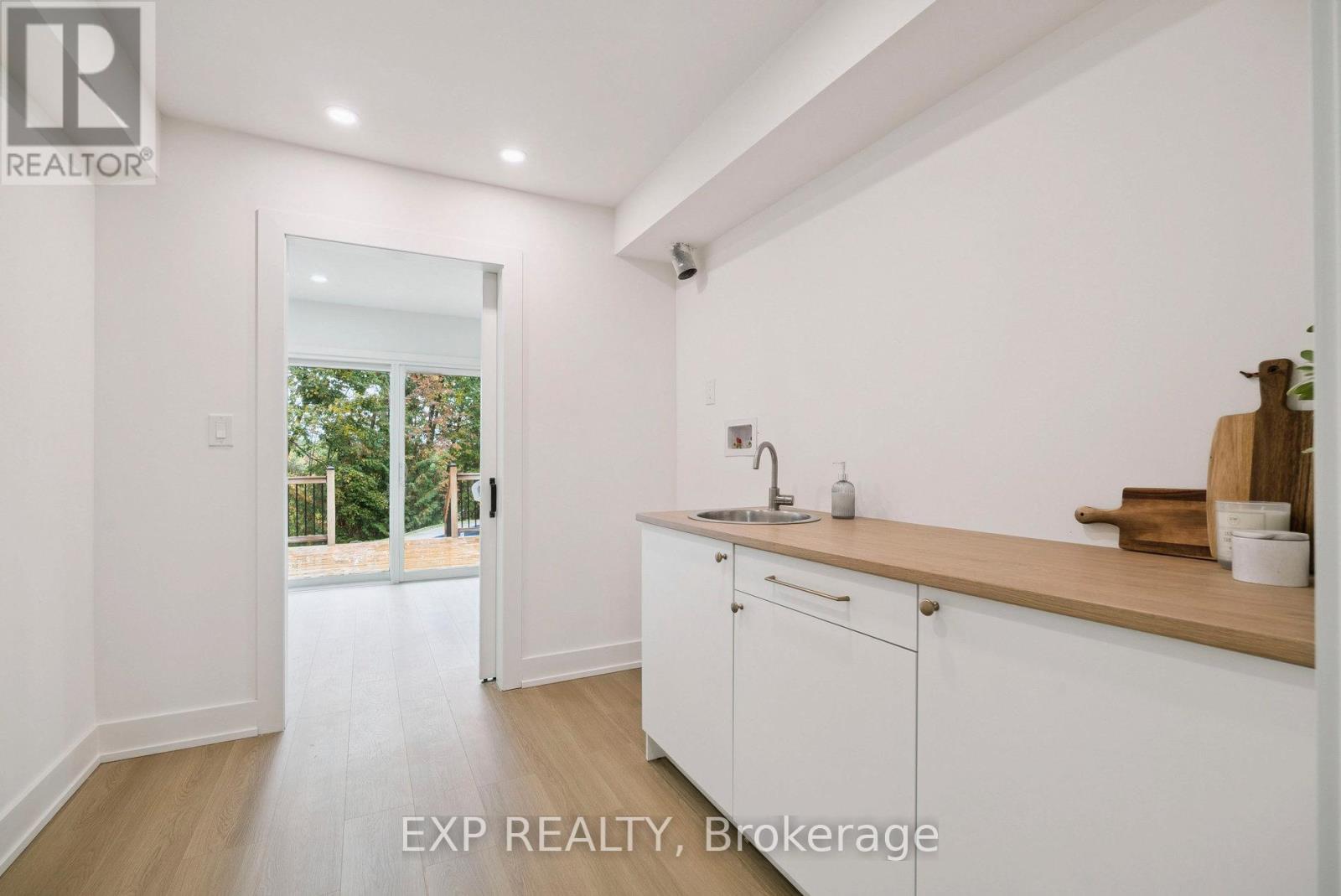 1083 Line 15 N, Oro-Medonte, Ontario  L3V 8J1 - Photo 14 - S12493902