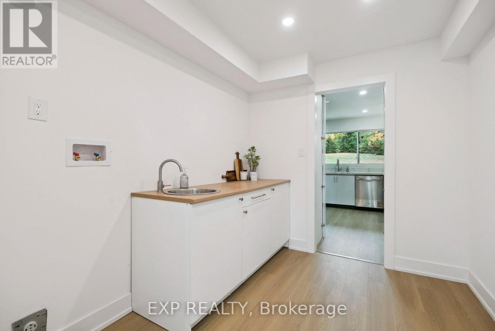 1083 Line 15 N, Oro-Medonte, Ontario  L3V 8J1 - Photo 15 - S12493902