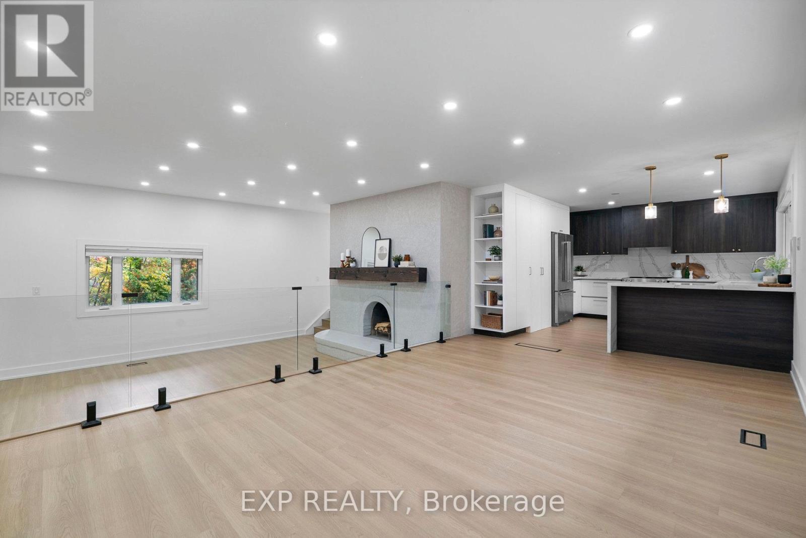 1083 Line 15 N, Oro-Medonte, Ontario  L3V 8J1 - Photo 5 - S12493902