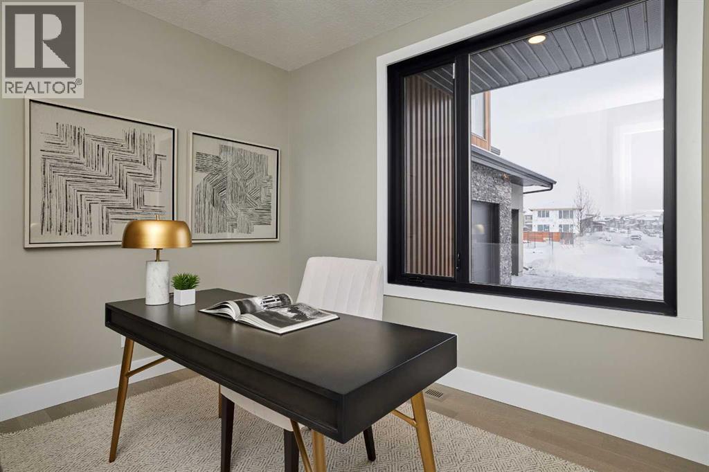 237 Rowmont Drive Nw, Calgary, Alberta  T3L 0L4 - Photo 17 - A2234596