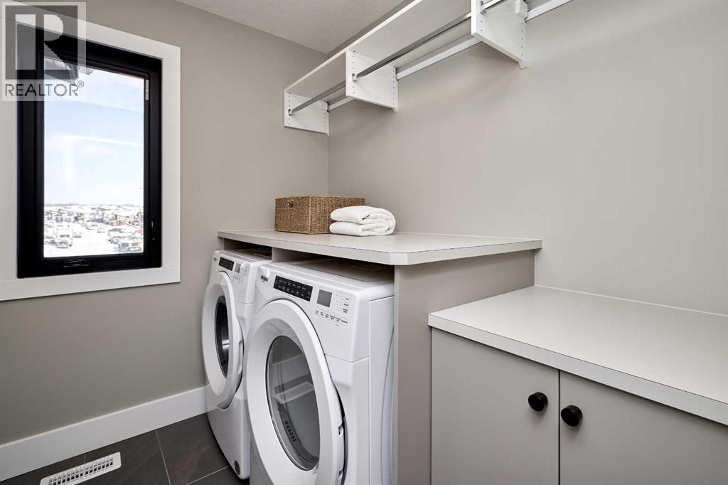 237 Rowmont Drive Nw, Calgary, Alberta  T3L 0L4 - Photo 29 - A2234596