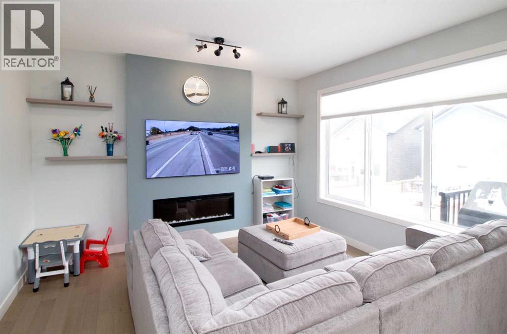 103 Sunrise Common, Cochrane, Alberta  T4C 2S2 - Photo 6 - A2247966