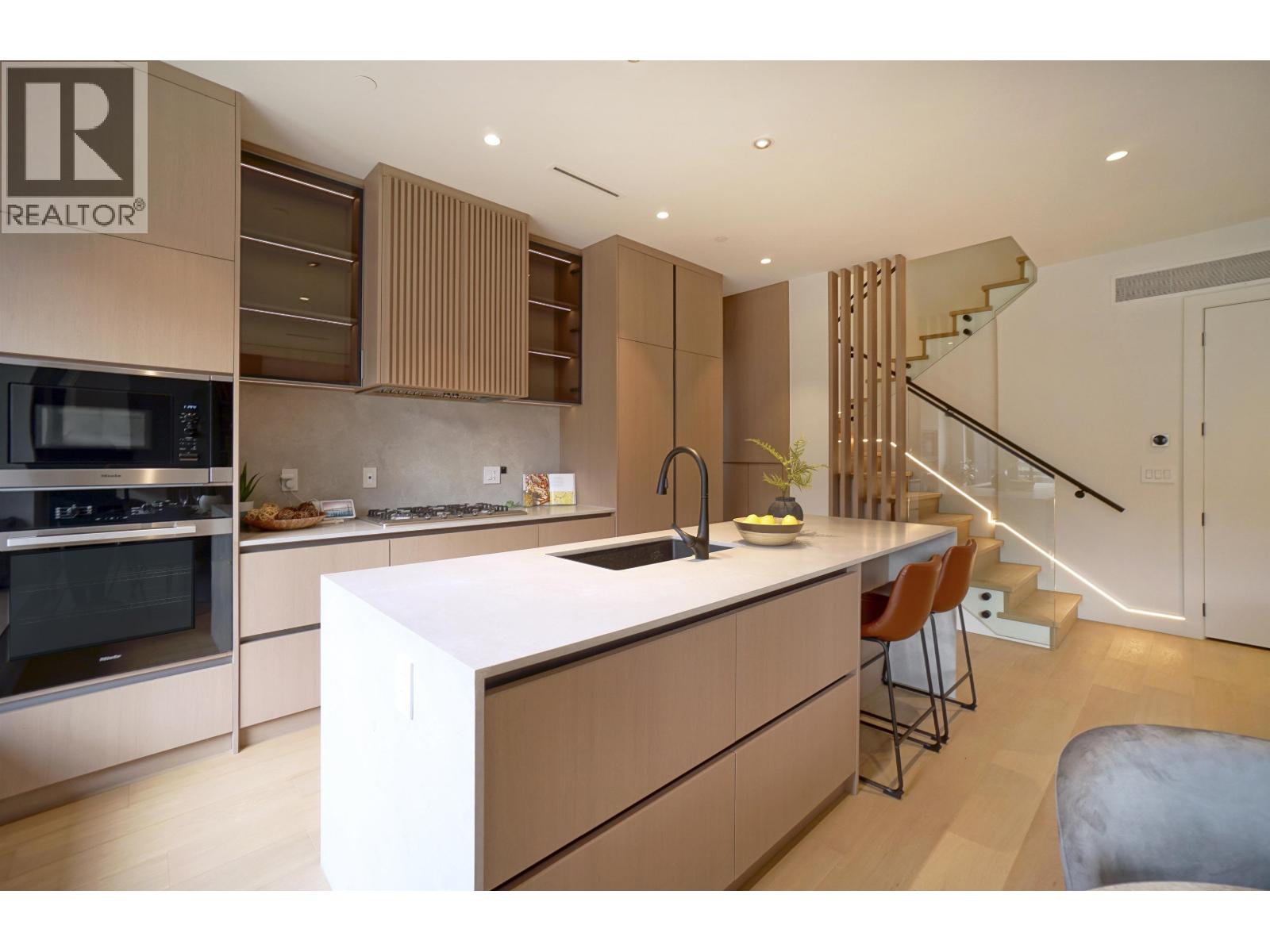 2 3460 W 14th Avenue, Vancouver, British Columbia  V6R 2W1 - Photo 12 - R3056703