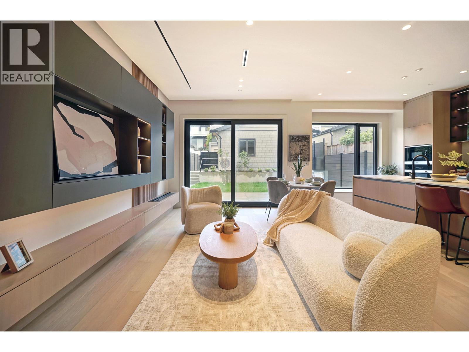 2 3460 W 14th Avenue, Vancouver, British Columbia  V6R 2W1 - Photo 4 - R3056703