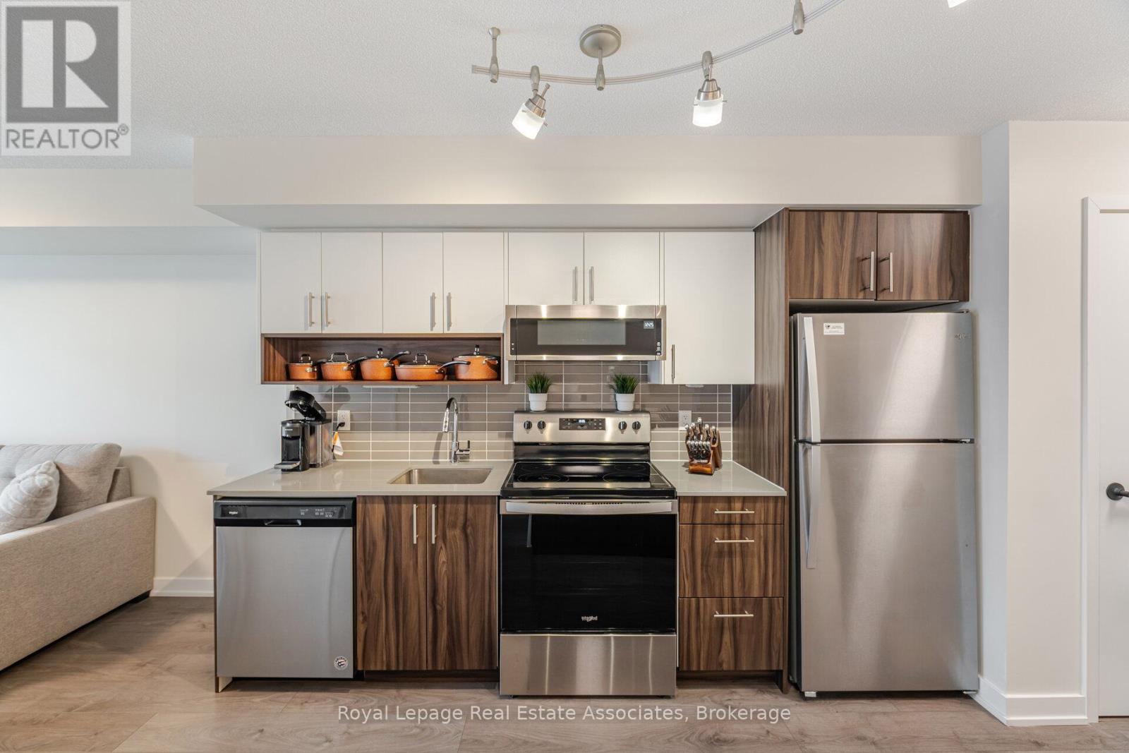 B327 - 1119 Cooke Boulevard, Burlington, Ontario  L7T 0C7 - Photo 11 - W12493856