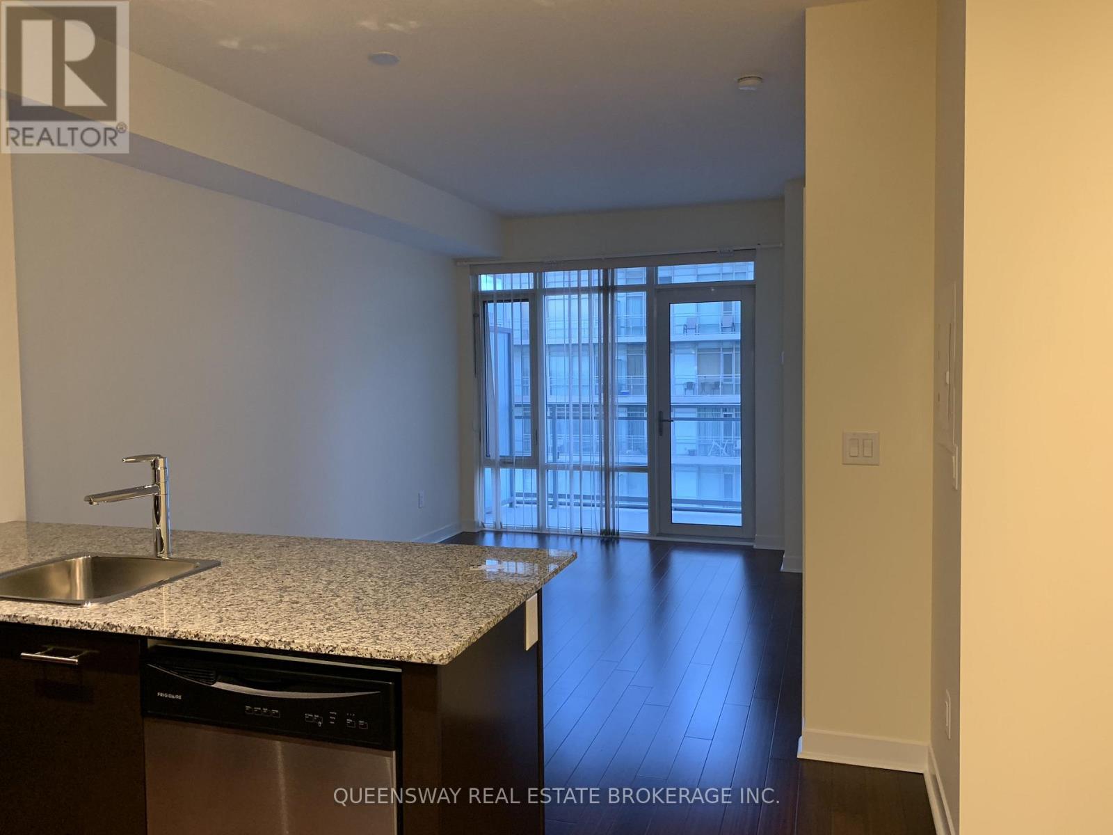 2104 - 360 Square One Drive, Mississauga, Ontario  L5B 0G7 - Photo 15 - W12493884