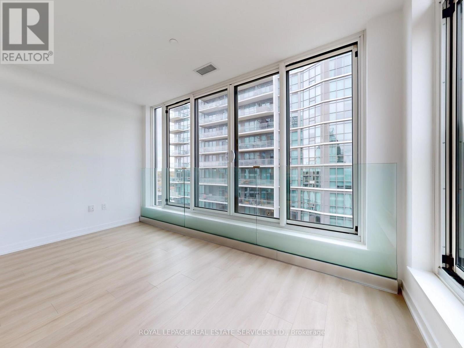 614 - 1195 The Queensway, Toronto, Ontario  M8Z 0H1 - Photo 5 - W12493894