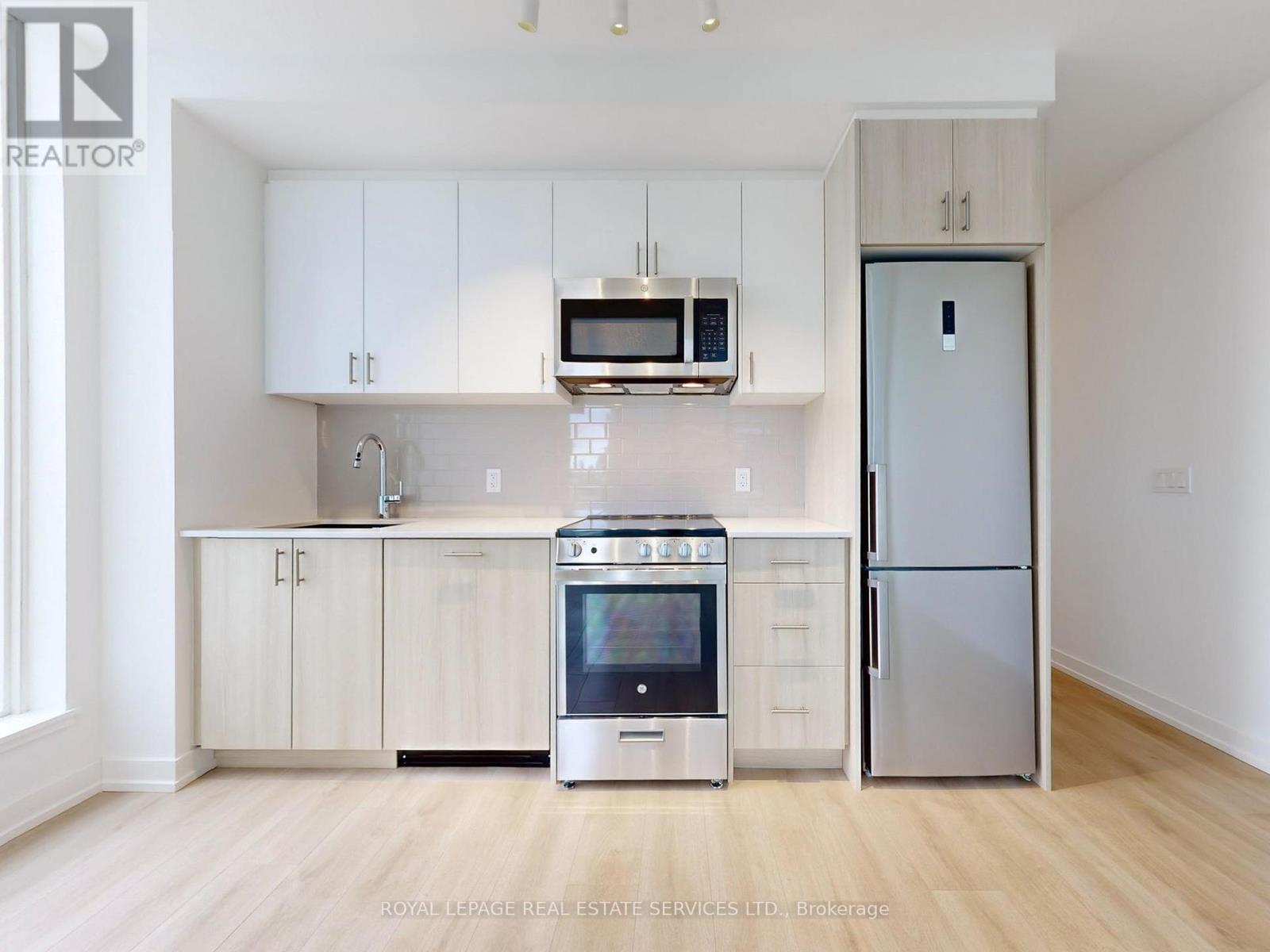 614 - 1195 The Queensway, Toronto, Ontario  M8Z 0H1 - Photo 6 - W12493894