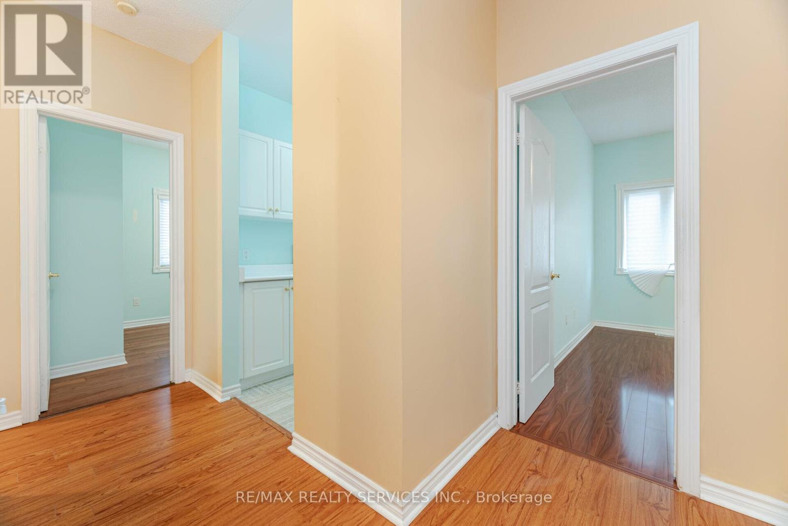 5 - 9 Ferndown Crescent, Brampton, Ontario  L6P 1C3 - Photo 17 - W12493912