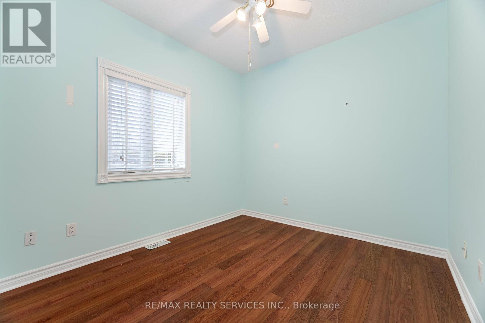 5 - 9 Ferndown Crescent, Brampton, Ontario  L6P 1C3 - Photo 23 - W12493912