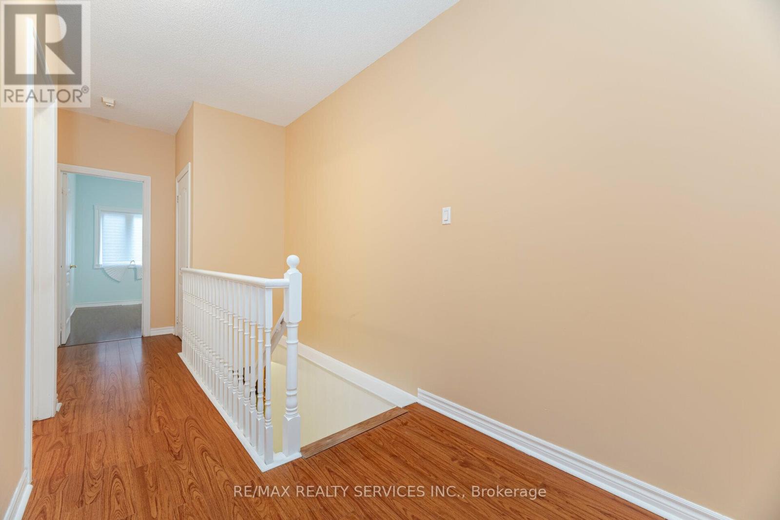 5 - 9 Ferndown Crescent, Brampton, Ontario  L6P 1C3 - Photo 28 - W12493912