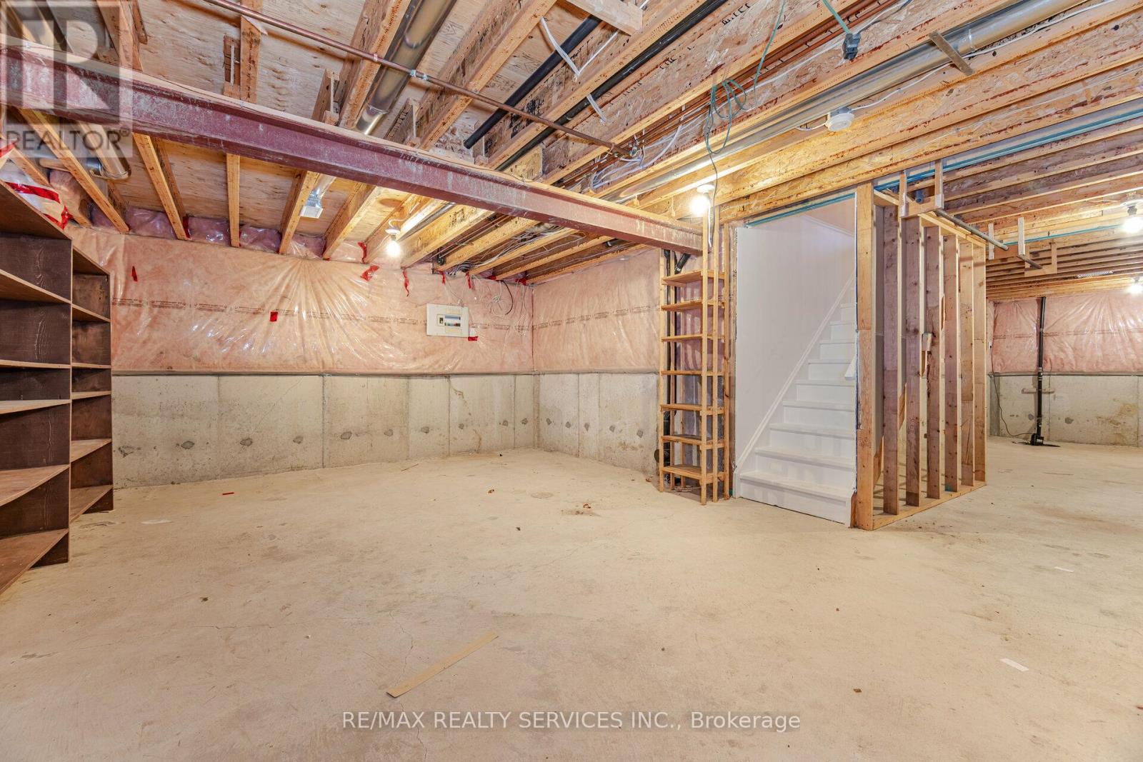 5 - 9 Ferndown Crescent, Brampton, Ontario  L6P 1C3 - Photo 30 - W12493912