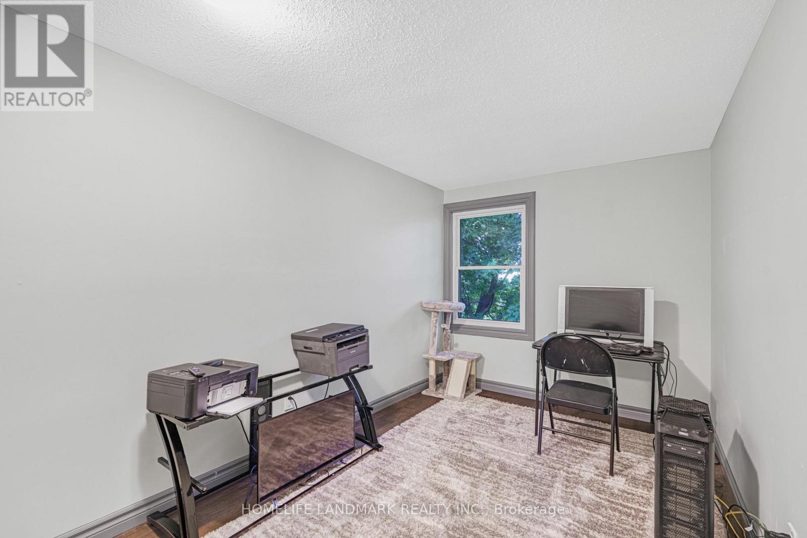 18 - 2185 Fairchild Boulevard, Burlington, Ontario  L7P 3P6 - Photo 21 - W12493932