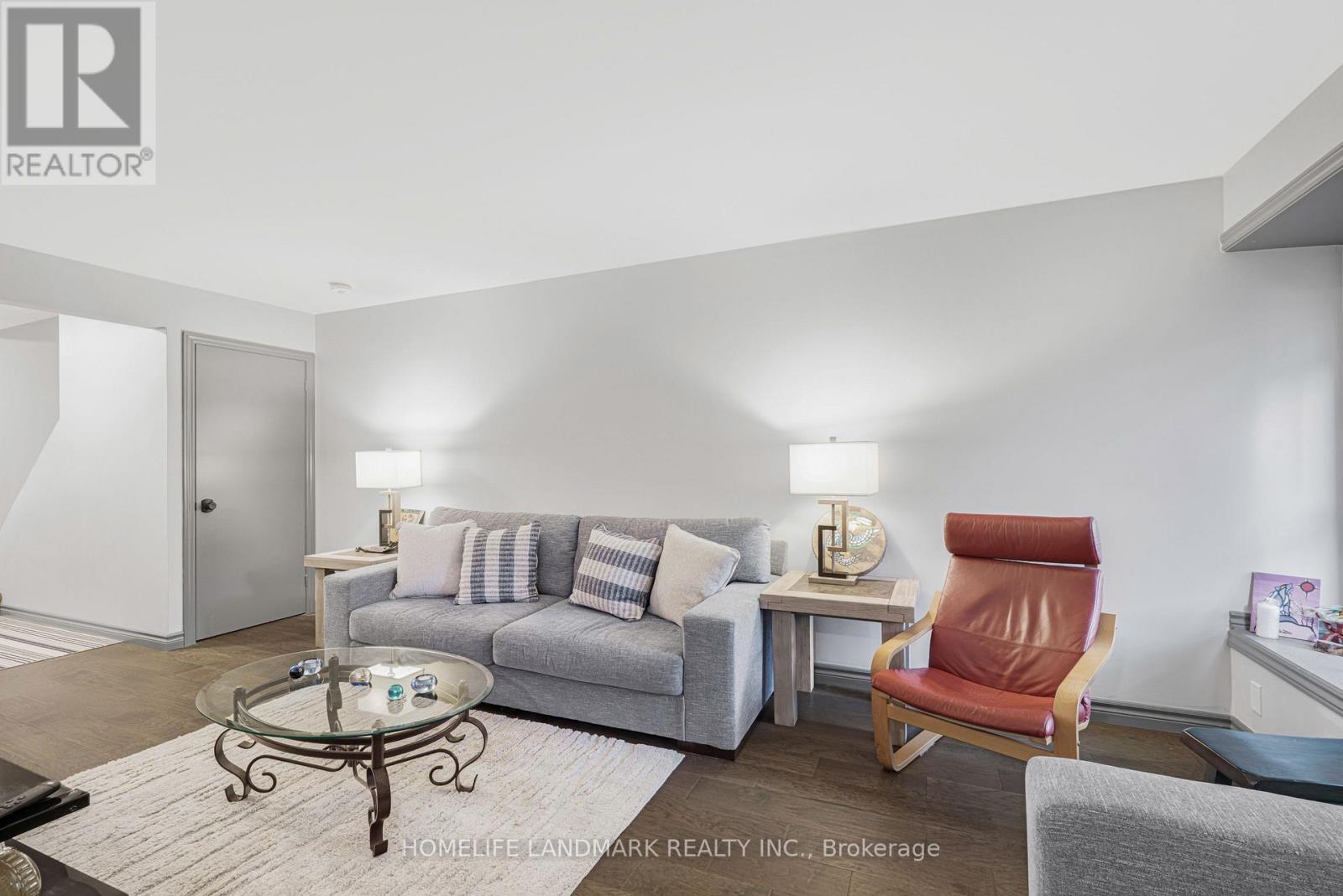 18 - 2185 Fairchild Boulevard, Burlington, Ontario  L7P 3P6 - Photo 8 - W12493932