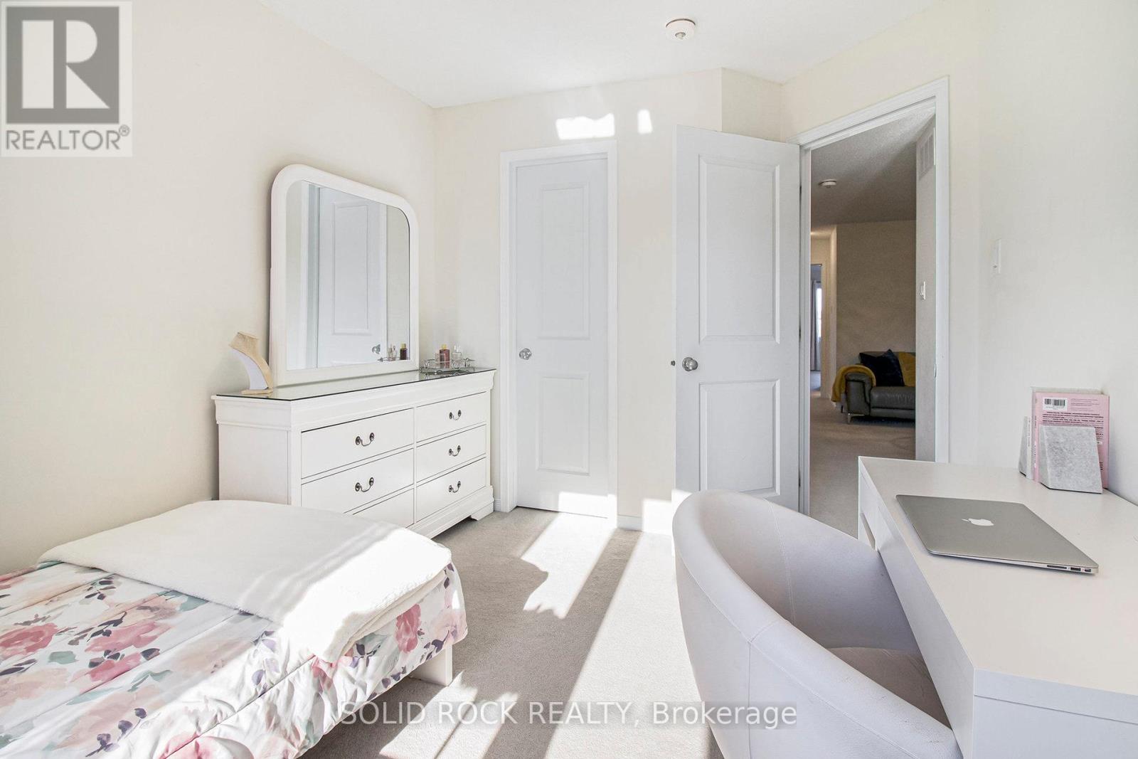 525 Cope Drive, Ottawa, Ontario  K2V 0N9 - Photo 16 - X12493952