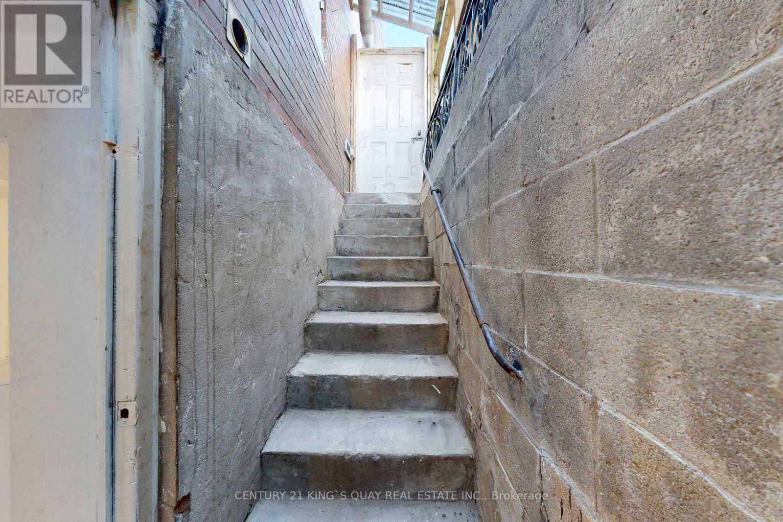 229 Bellwoods Avenue, Toronto, Ontario  M6J 2R2 - Photo 47 - C12489202