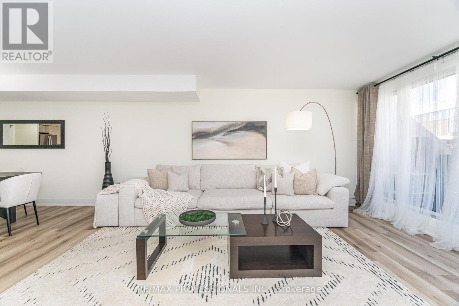 326b - 364 The East Mall, Toronto, Ontario  M9B 6C5 - Photo 13 - W12489914