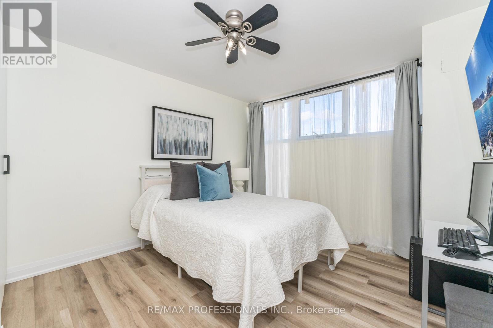 326b - 364 The East Mall, Toronto, Ontario  M9B 6C5 - Photo 29 - W12489914