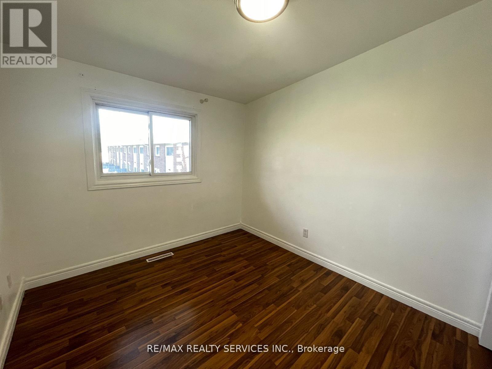 97 - 1730 Columbia Court, Windsor, Ontario  N9E 1B1 - Photo 8 - X12493872