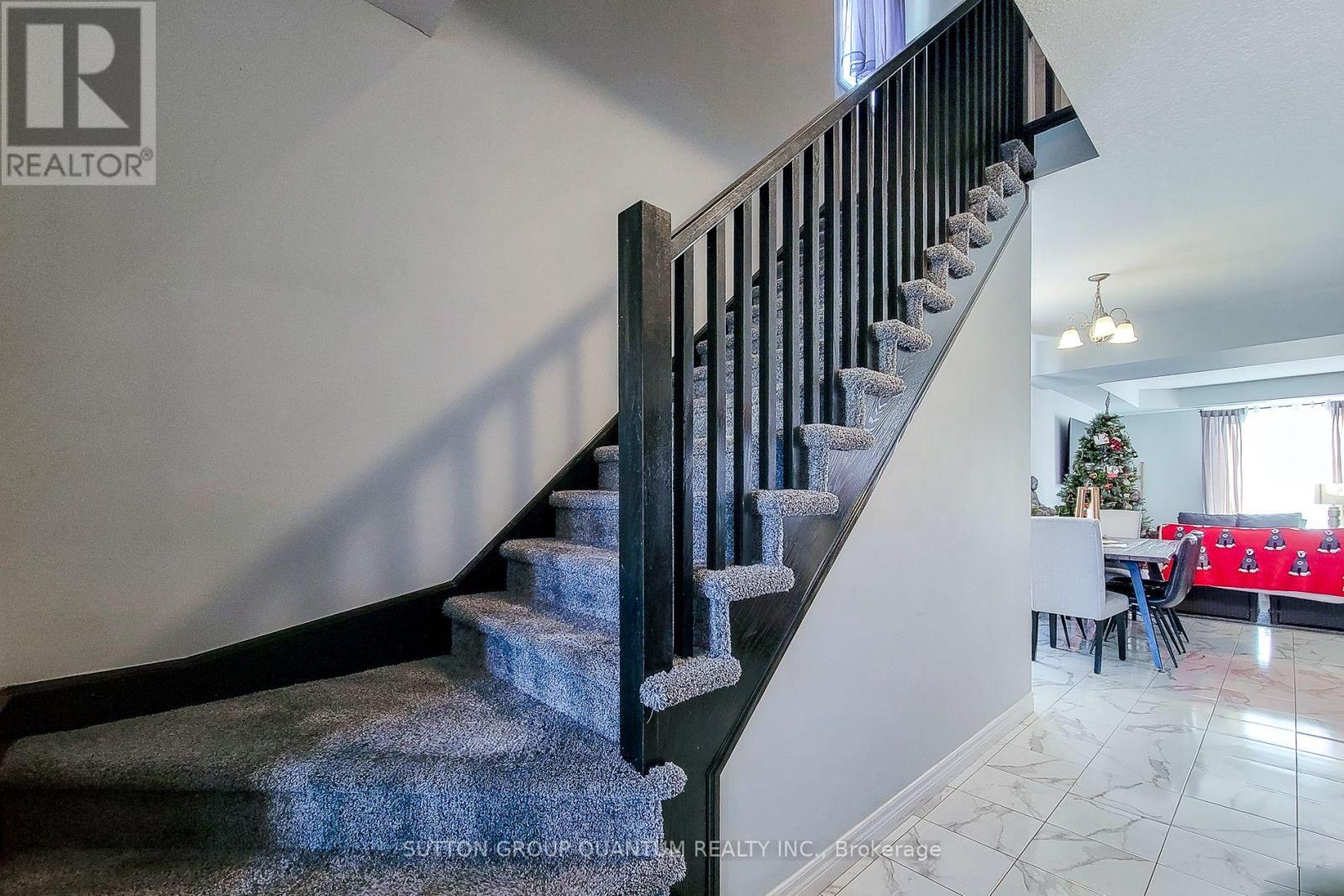 33 Fairgrounds Drive, Hamilton, Ontario  L0R 1C0 - Photo 18 - X12493900