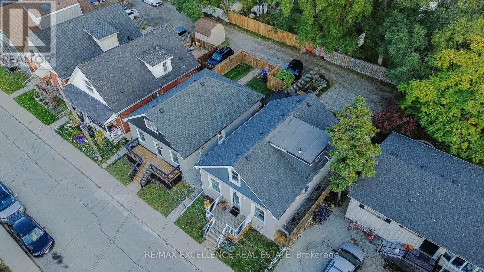 11 East 25th Street, Hamilton, Ontario  L8V 2Z9 - Photo 24 - X12493942