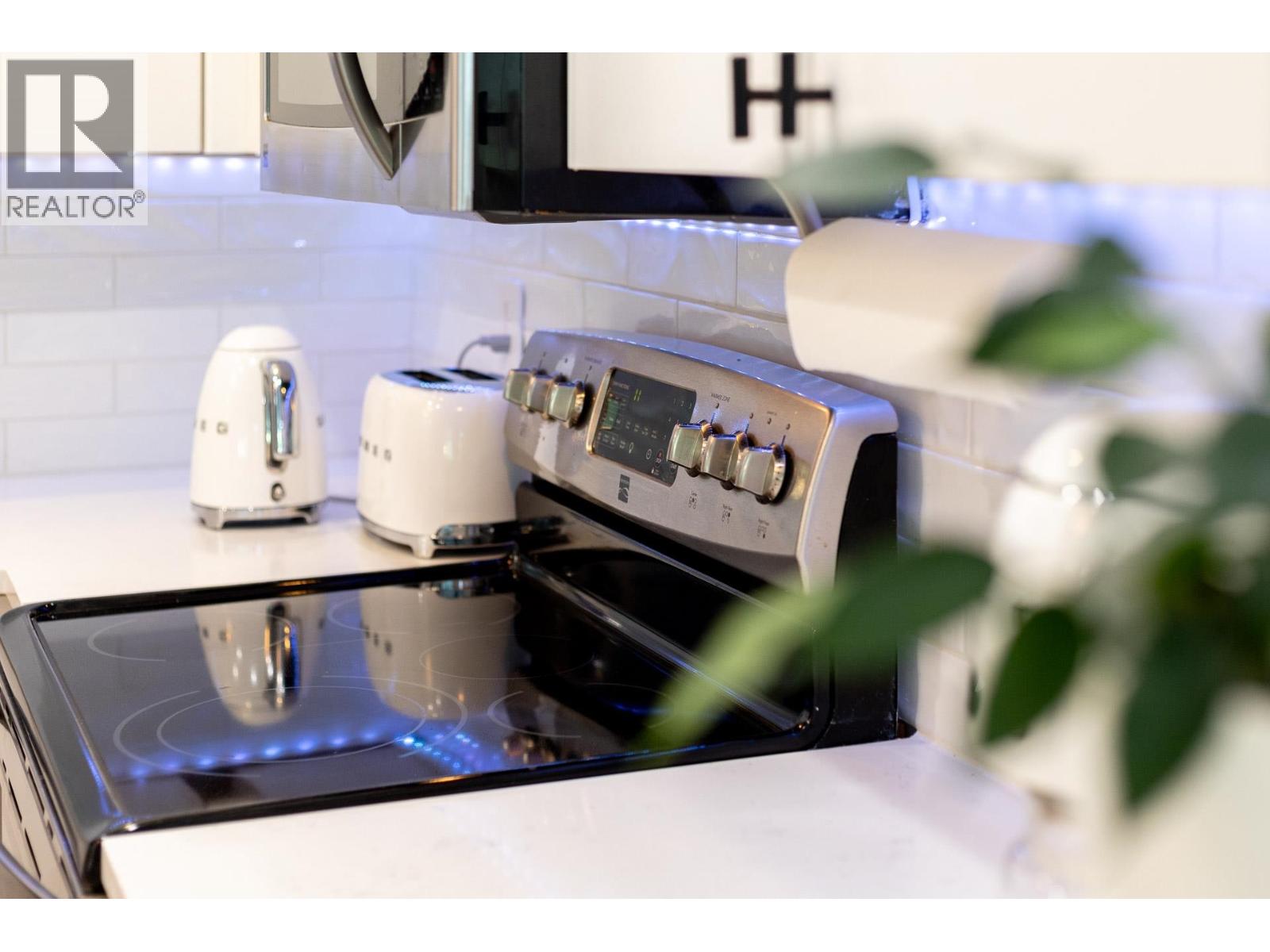 404 225 Newport Drive, Port Moody, British Columbia  V3H 5H1 - Photo 8 - R3063464