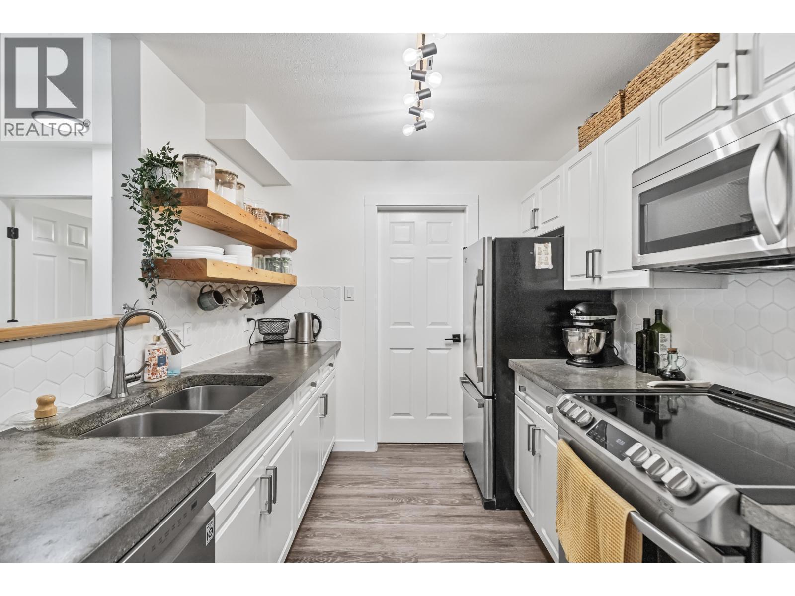 404 12206 224 STREET, Maple Ridge, British Columbia