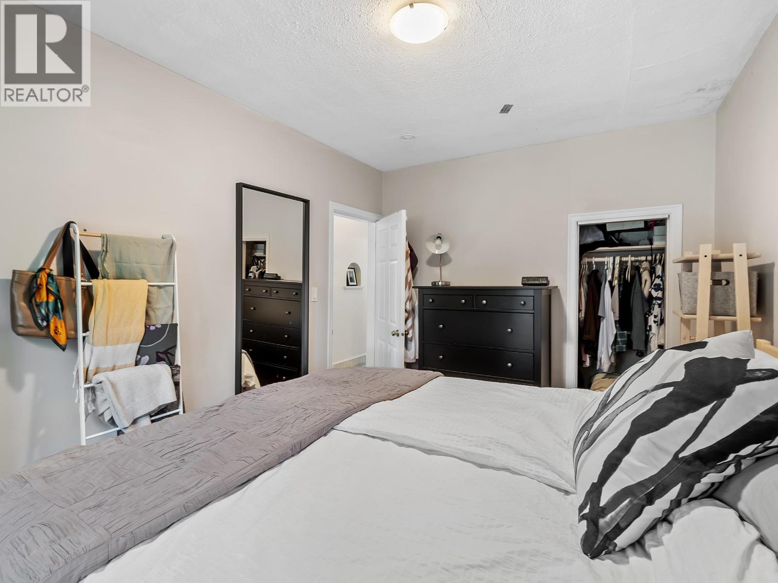 4833 Henry Street, Vancouver, British Columbia  V5V 4Z2 - Photo 12 - R3063477