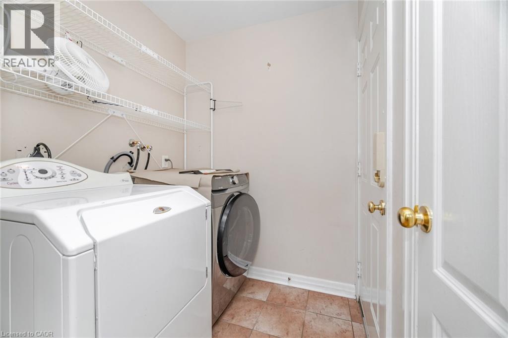 2499 Scotch Pine Drive, Oakville, Ontario  L6M 4C4 - Photo 20 - 40784251