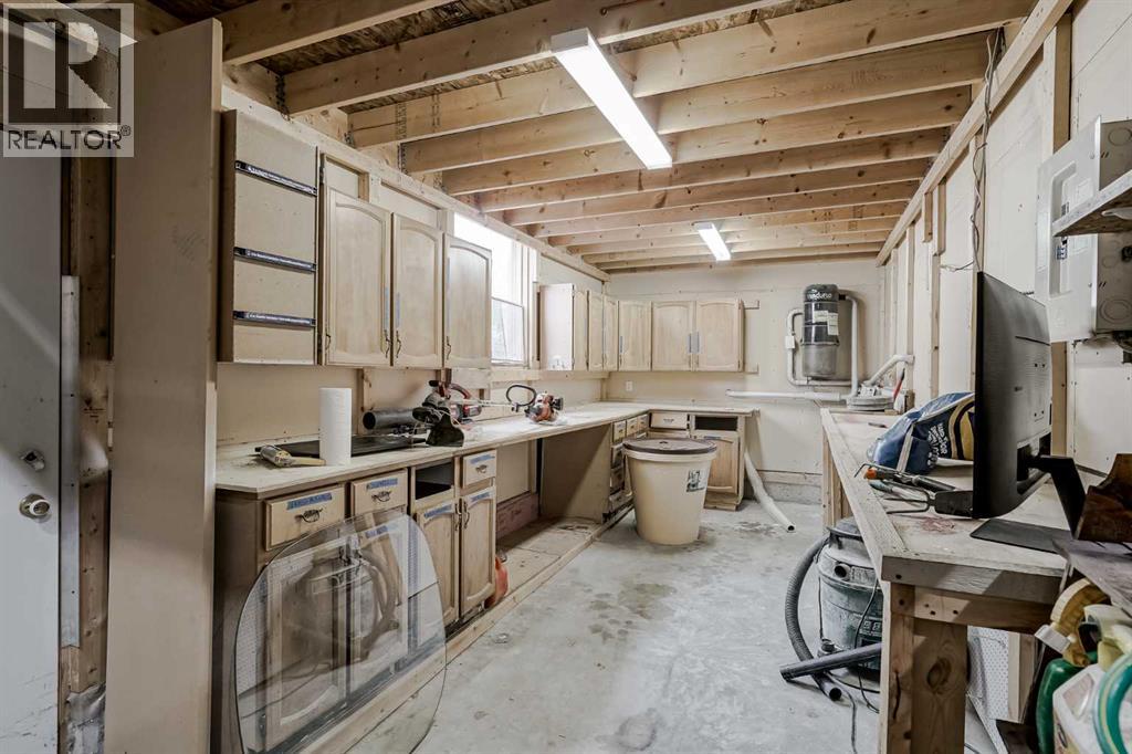 47 Rockywood Circle Nw, Calgary, Alberta  T3G 5W2 - Photo 37 - A2256444