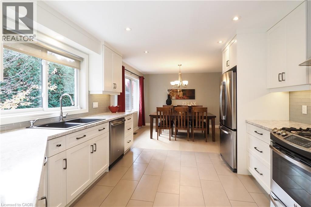 375 Crimson Drive, Waterloo, Ontario  N2K 2V2 - Photo 11 - 40780412