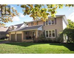 375 CRIMSON Drive, waterloo, Ontario