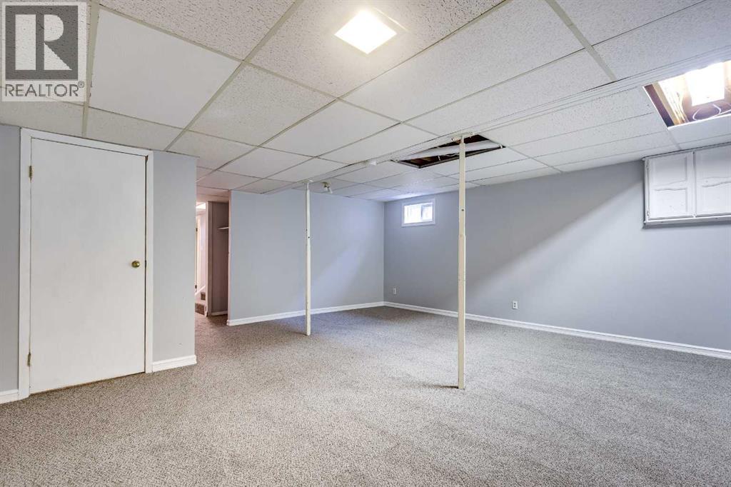 3905 54 Avenue, Innisfail, Alberta  T4G 1E9 - Photo 27 - A2268006